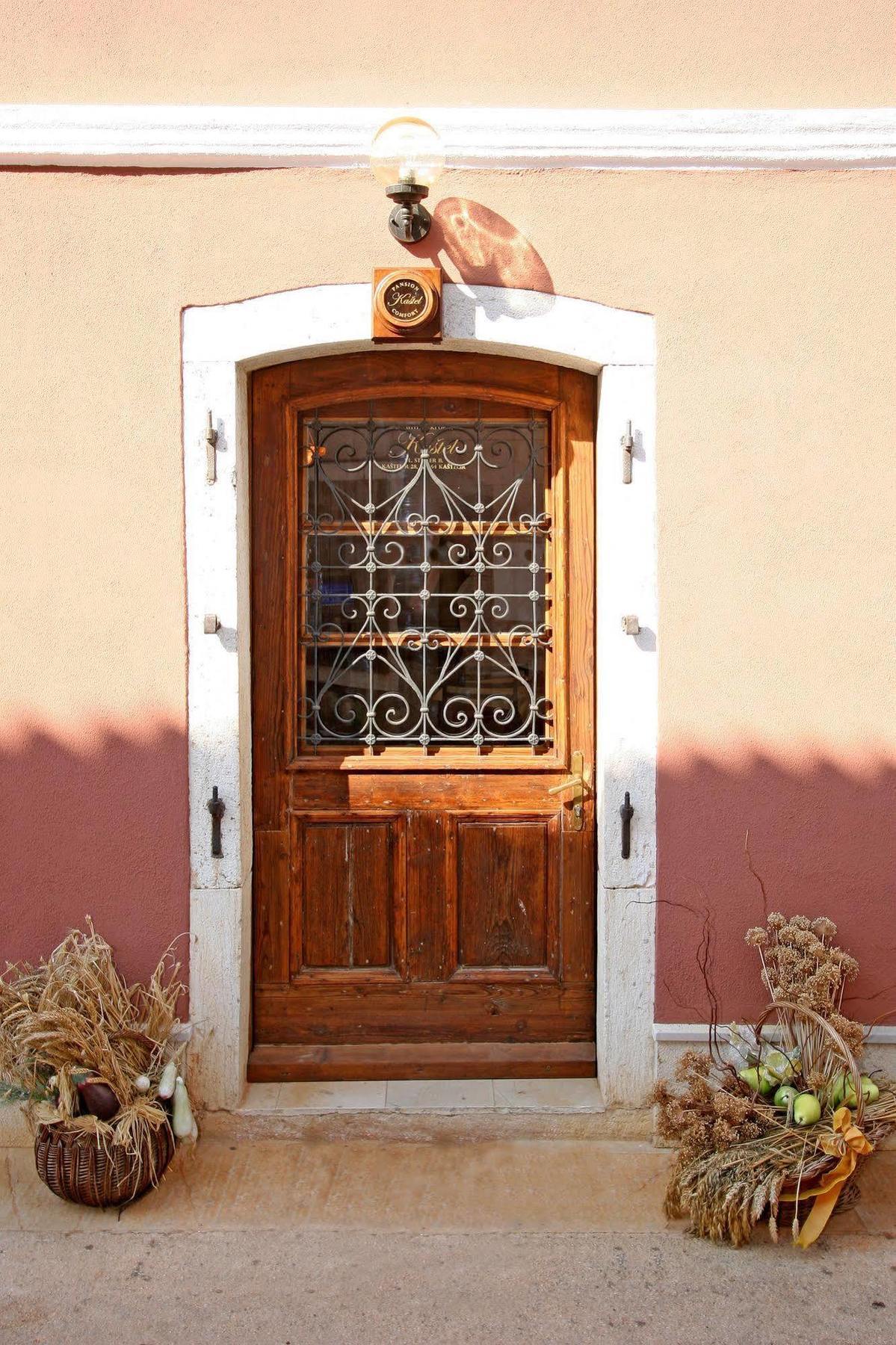 Kastel Kastelir Bed & Breakfast Exterior photo
